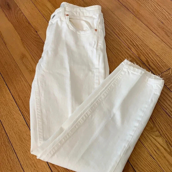 NWOT! Women’s Zara white distressed ankle jeans 2 - Picture 1 of 4